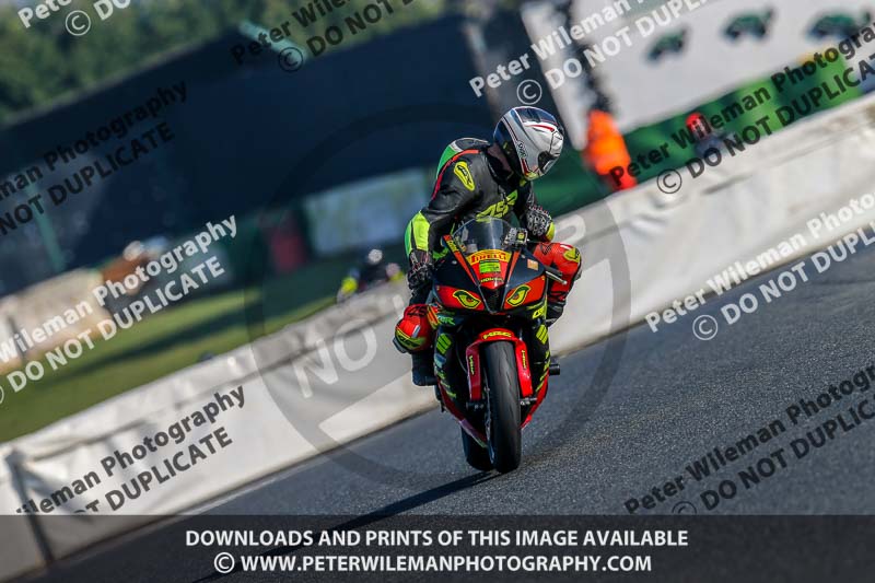 PJM Wedding Photography;enduro digital images;event digital images;eventdigitalimages;mallory park;mallory park photographs;mallory park trackday;mallory park trackday photographs;no limits trackdays;peter wileman photography;racing digital images;trackday digital images;trackday photos